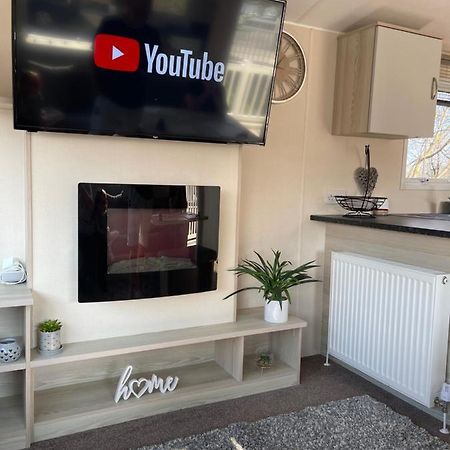 Haggerston Castle 6 Berth Caravan - Lakefield 115 Cheswick  Exteriör bild